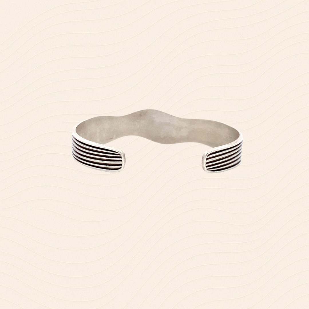 Wind Blessing - Blow of the Wind Cuff Bangle