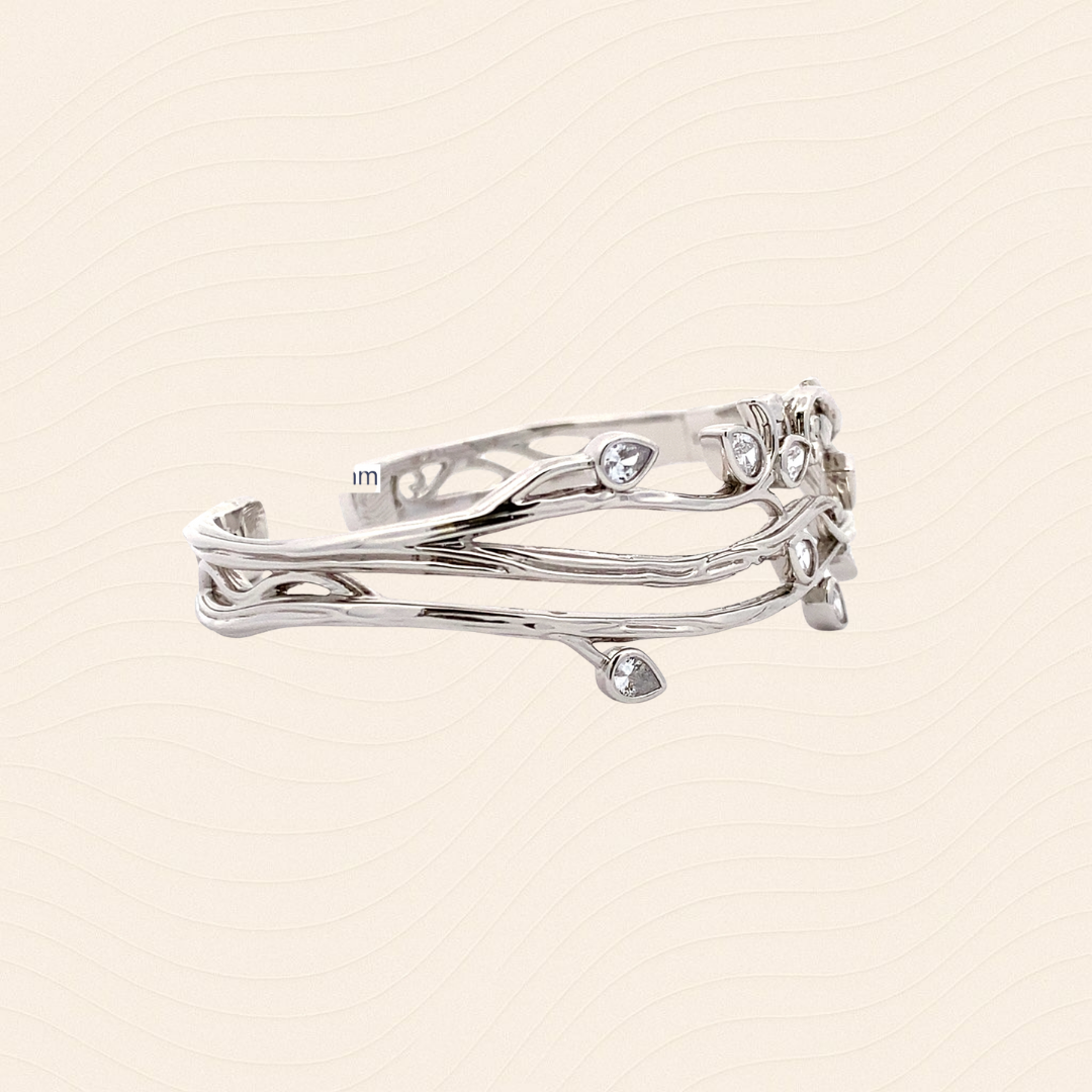 Wind Blessing - Tree of Vitality Bangle