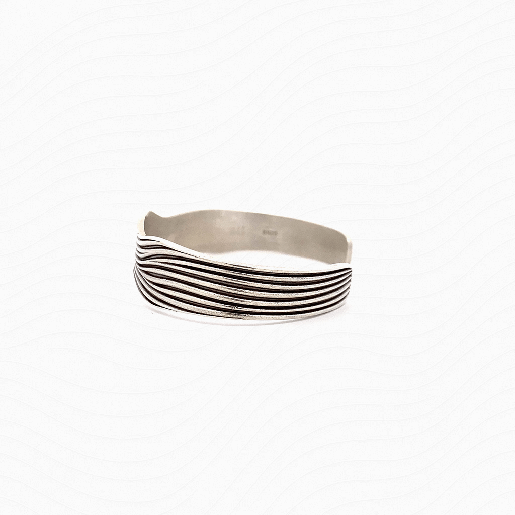 Wind Blessing - Blow of the Wind Cuff Bangle