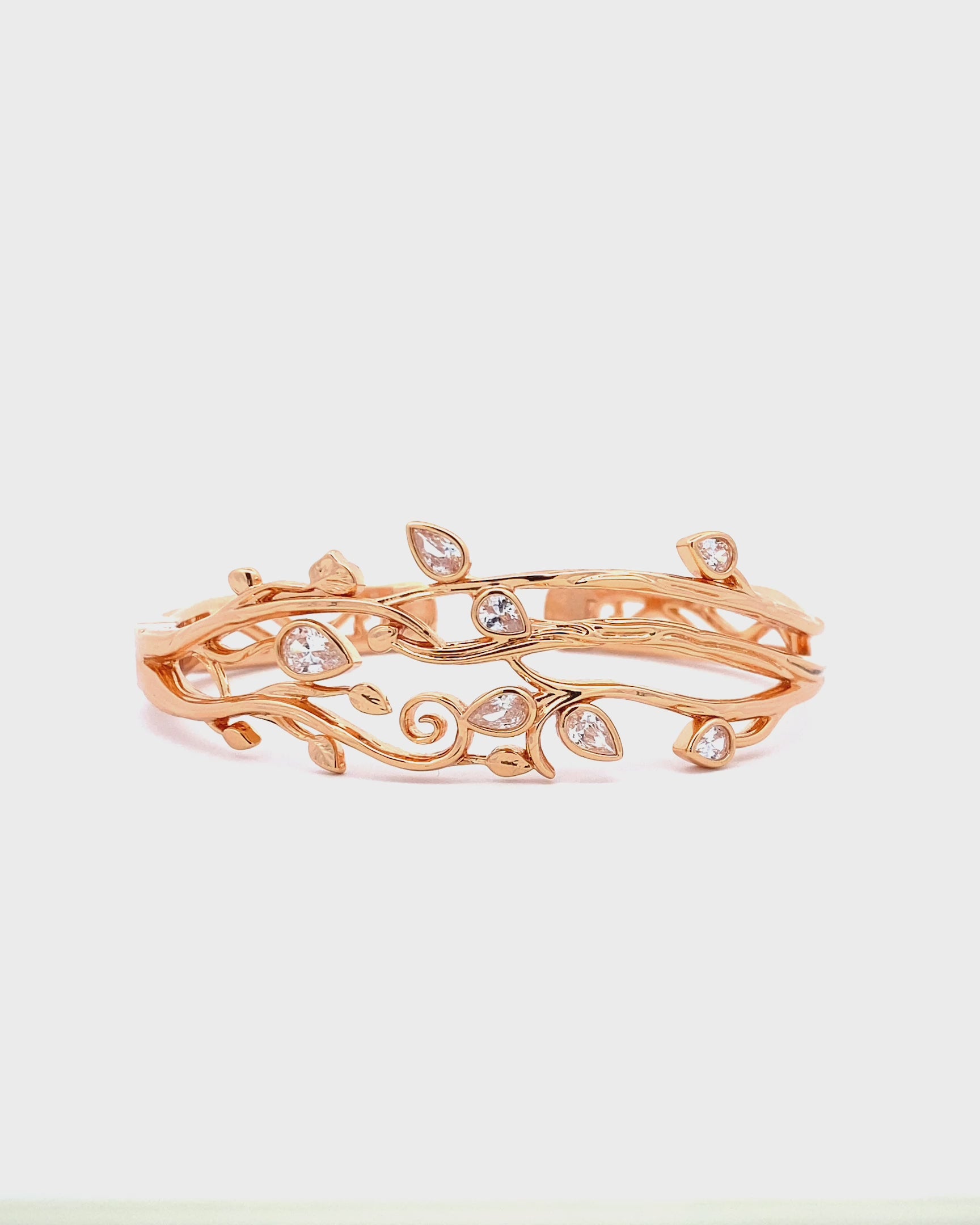 Wind Blessing - Tree of Vitality Bangle